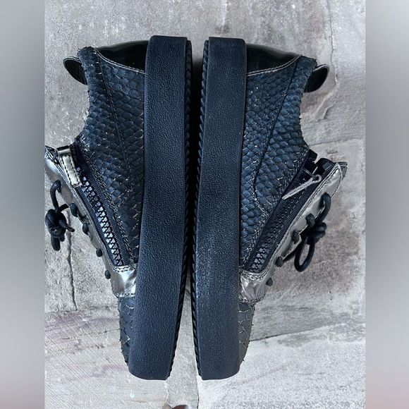 Giuseppe Zanotti Frankie python embossed leather sneakers Black SZ 40/9.5 - Picture 3 of 11